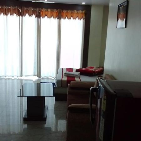 Hotel Rajmahal Тарапит Экстерьер фото